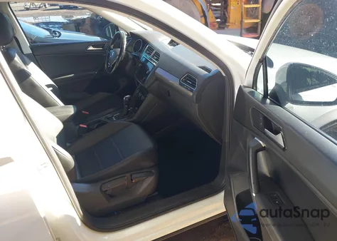 2018 Volkswagen Tiguan 2.0T Se/2.0T Sel from USA, damaged, VIN 3VV2B7AX7JM098662